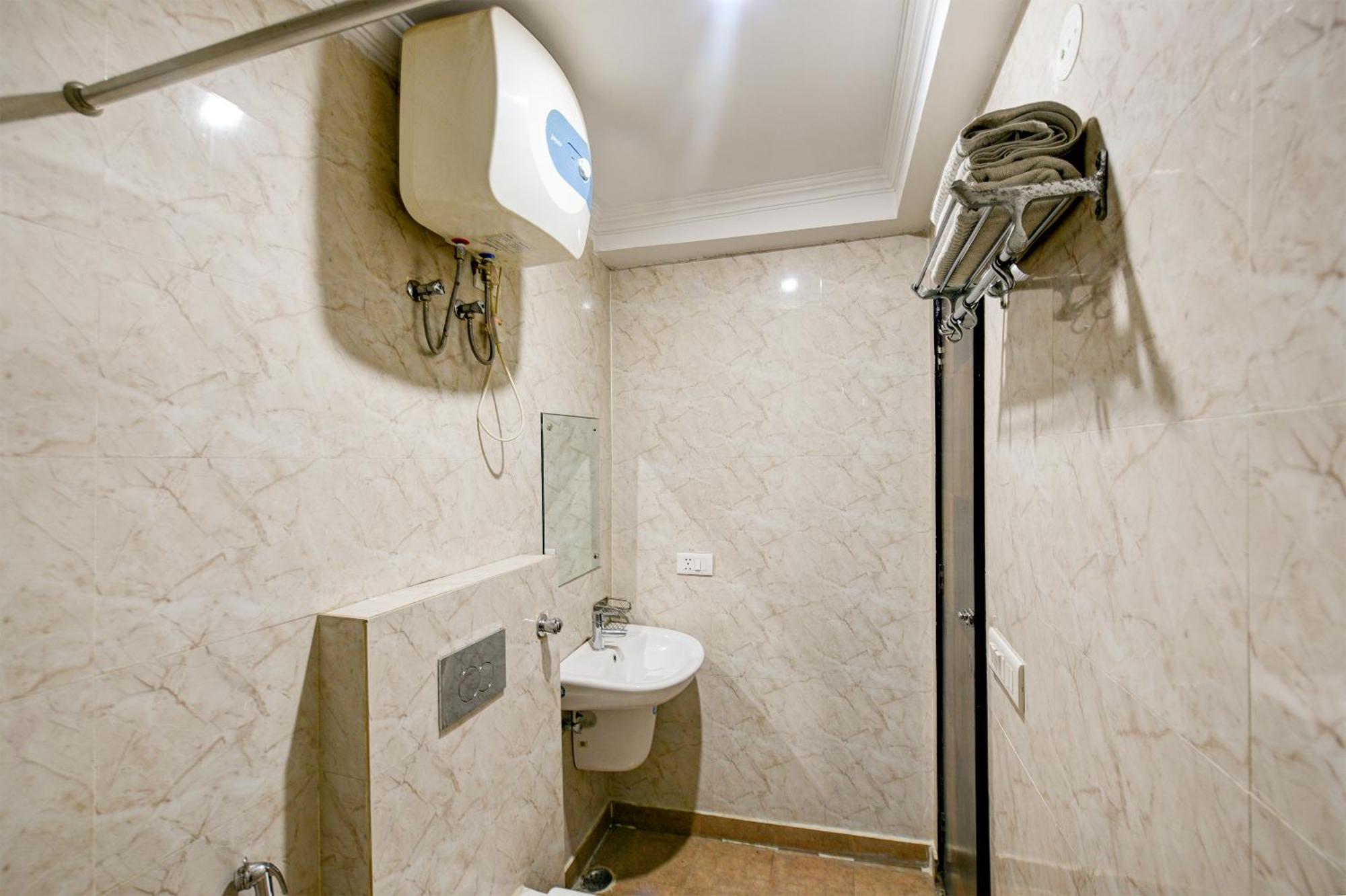 Hotel Square Plaza At Airport Nowe Delhi Zewnętrze zdjęcie