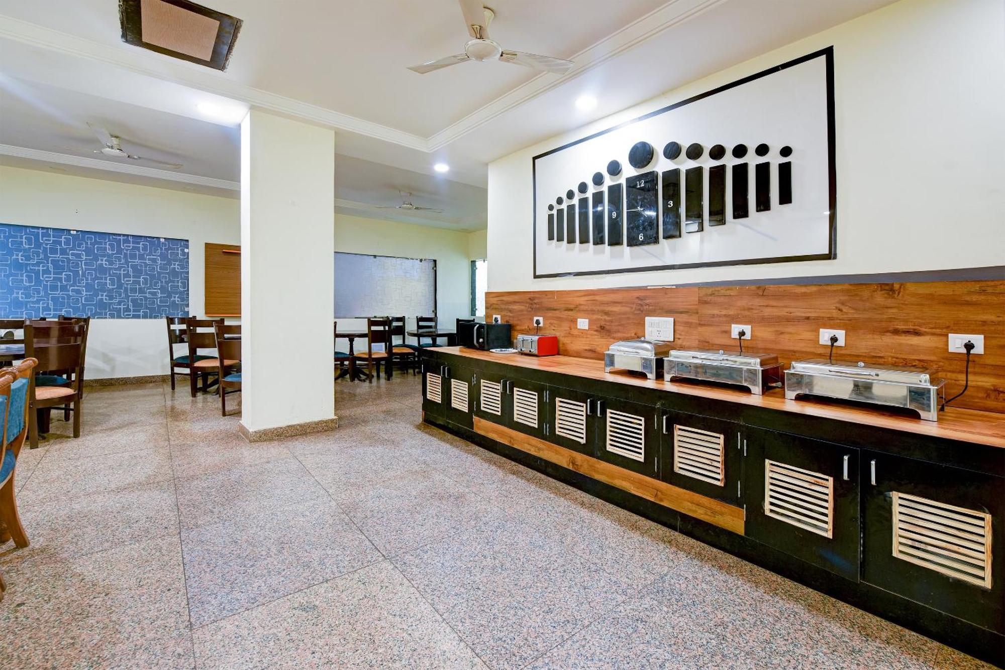 Hotel Square Plaza At Airport Nowe Delhi Zewnętrze zdjęcie
